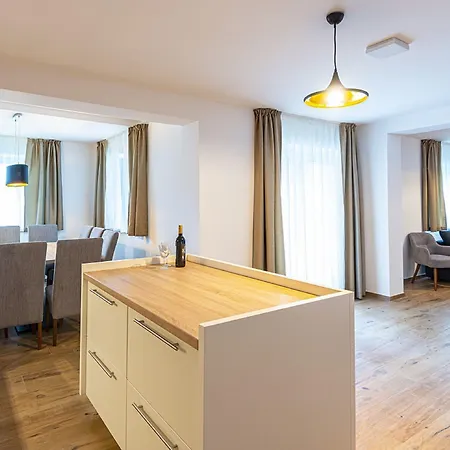 Lägenhetshotell Haus Breitenfellner By Alpentravel 4*